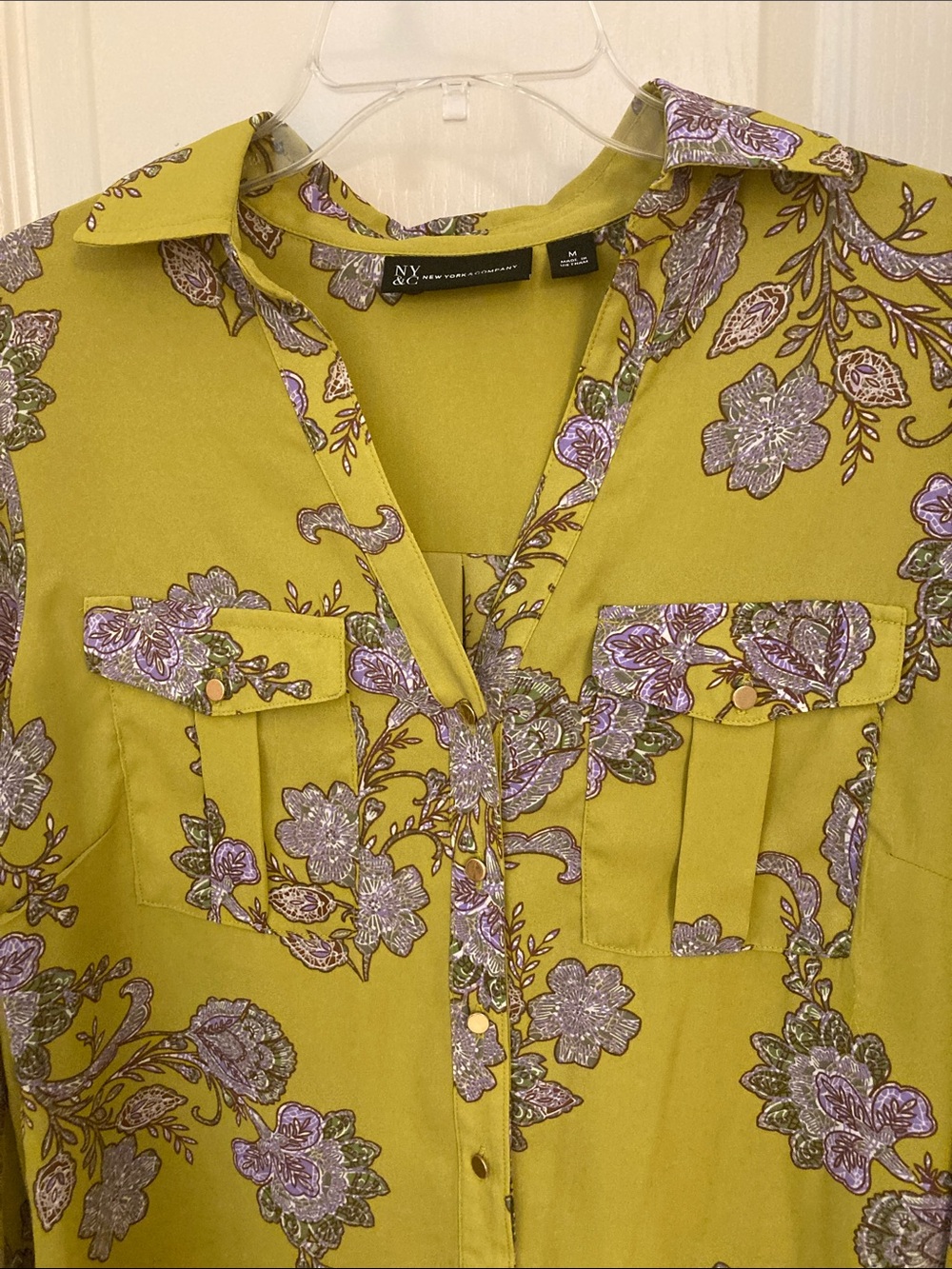 Chartreuse Floral Button-Front Blouse - Picture 4 of 11